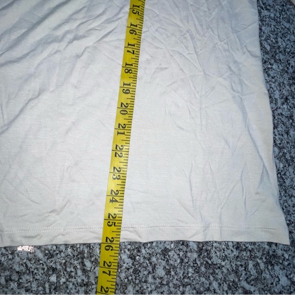 Chicoโs Felicia Mock Turtleneck Sz 2 Large cream bone Fall classic wardrobe - Picture 6 of 9